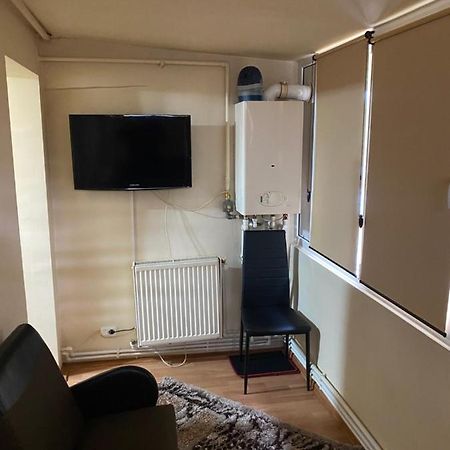 Apartament Regim Hotelier Deva Buitenkant foto
