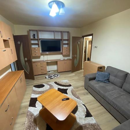 Apartament Regim Hotelier Deva Buitenkant foto