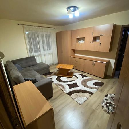 Apartament Regim Hotelier Deva Buitenkant foto
