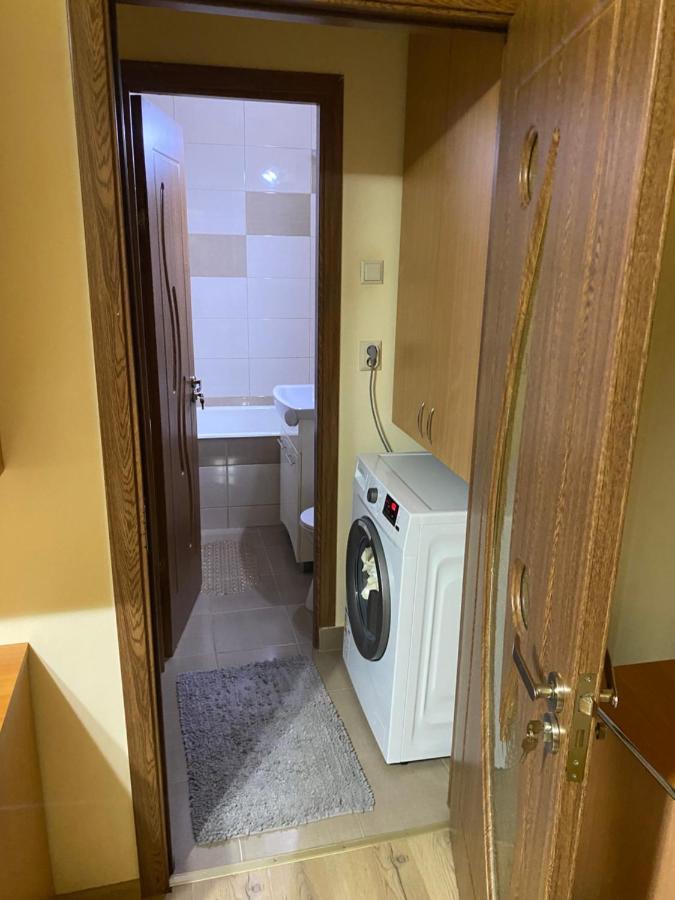 Apartament Regim Hotelier Deva Buitenkant foto