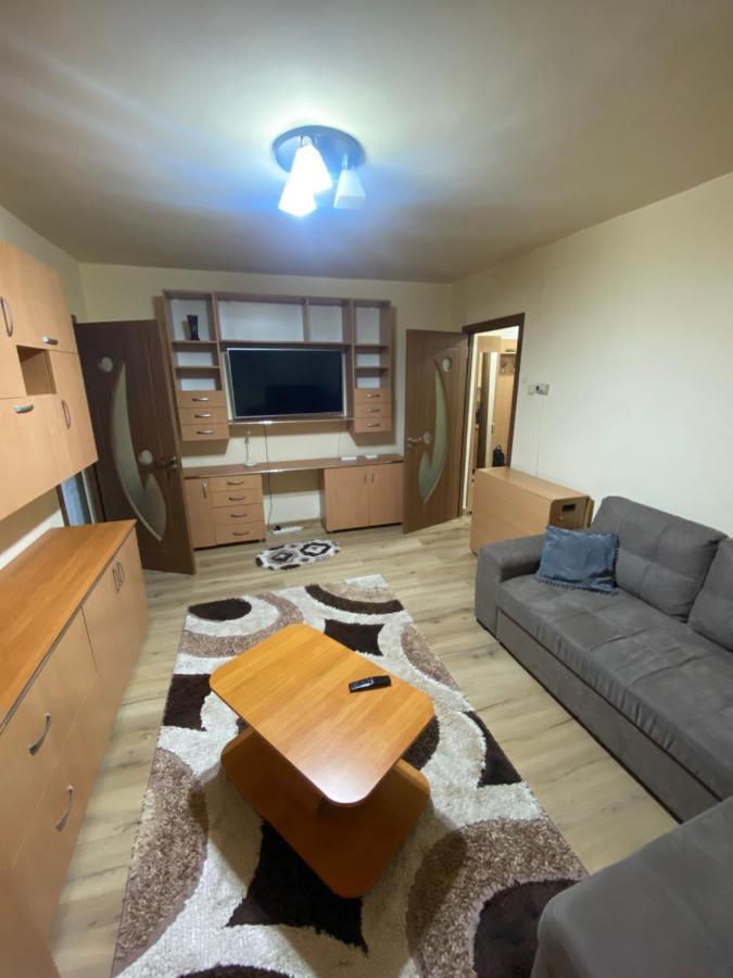Apartament Regim Hotelier Deva Buitenkant foto