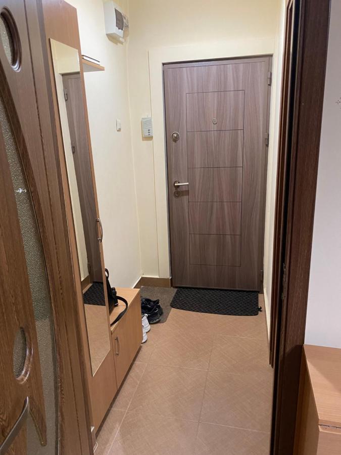 Apartament Regim Hotelier Deva Buitenkant foto